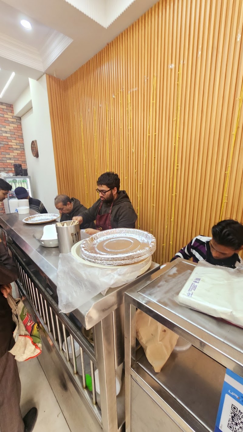 Nand Di Hatti (Sadar Bazar Wale) - Nand Di Hatti (Sadar Bazar Wale) Shop Number-29, Anytime Fitness building, DLE Industrial Area, Kirti Nagar, Delhi, 110015, India
