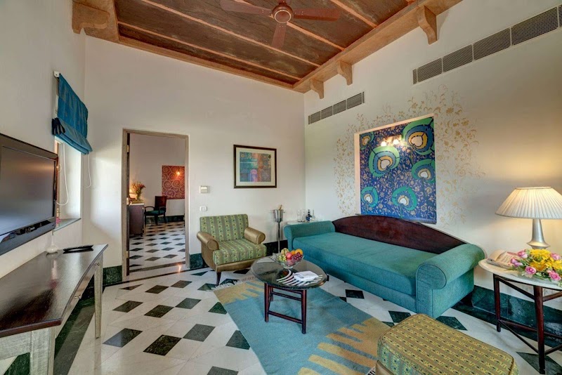 Ramada Udaipur Resort and Spa - Ramada Udaipur Resort and Spa Rampura Circle, Kodiyat Main Rd, Eklavya Colony, Udaipur, Gourela, Rajasthan 313031, India