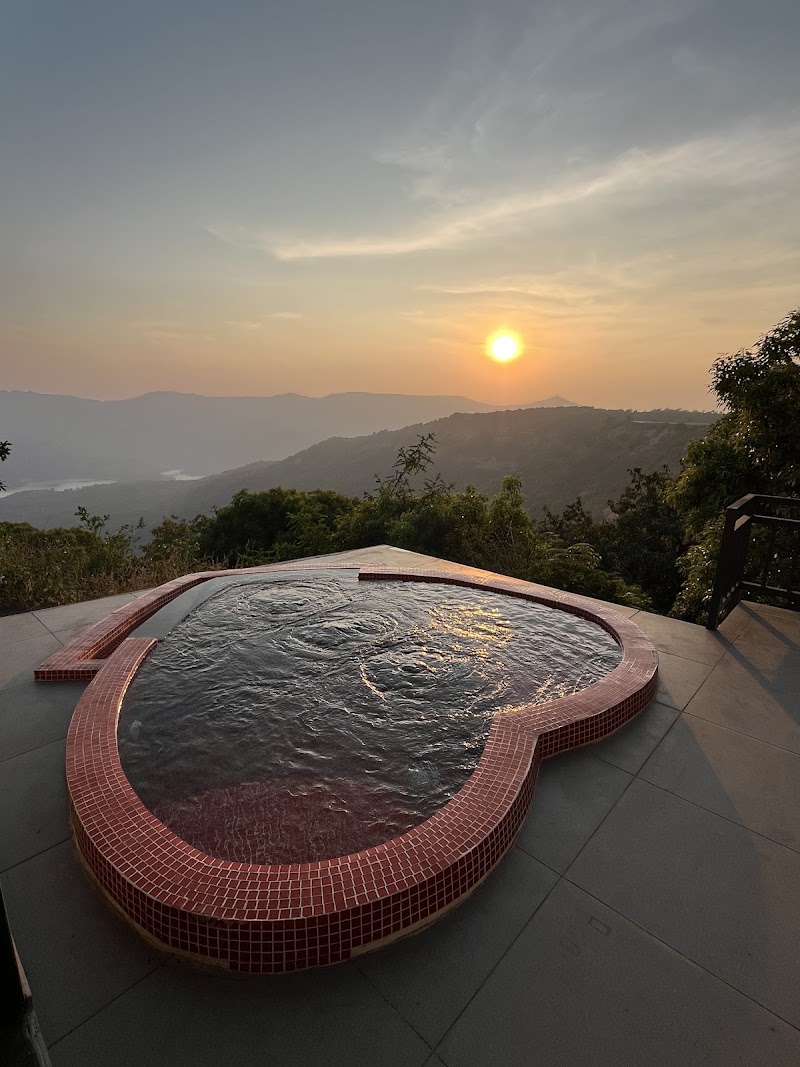 Vee Resort - Vee Resort 66/1, Tapola Rd, opposite Tarangan, before, Taldev, Mahabaleshwar, Maharashtra 412806, India