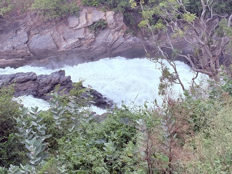 Gaganachukki Falls View Point 2 - Gaganachukki Falls View Point 2, 75RC+X38, Unnamed Road, Kollegala, Sathegala, Karnataka 571430, India