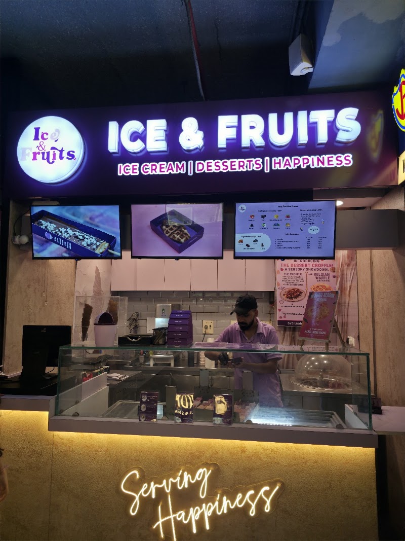 Ice & Fruits - Ice & Fruits, Kiosk No. 3, G-01, Central Plz Rd, Parsvnath Exotica, DLF Phase 5, Sector 53, Gurugram, Haryana 122011, India