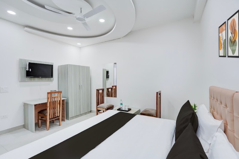 Townhouse Sector 135 Noida - Townhouse Sector 135 Noida Plot Number WA-06, Sector 135, Noida, Uttar Pradesh 201301, India