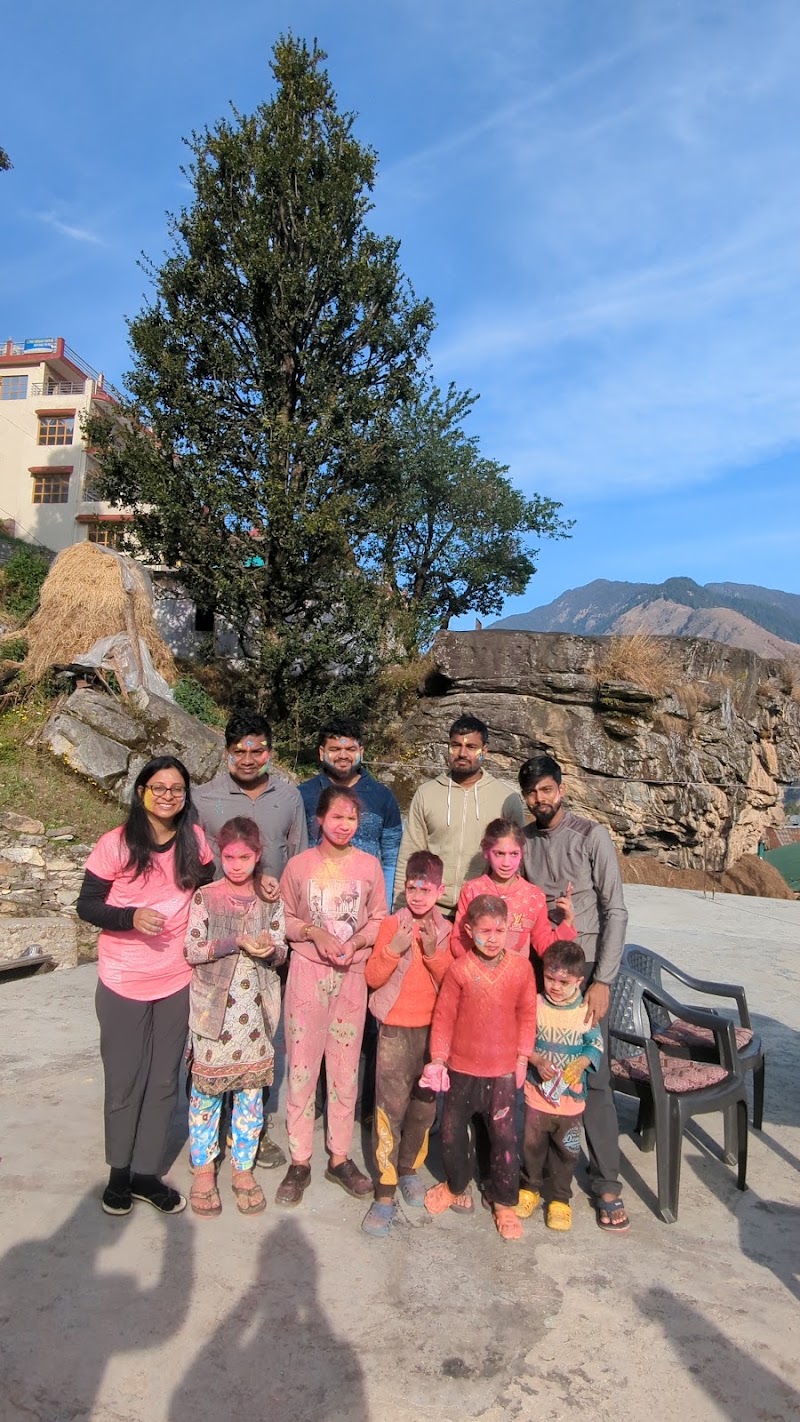 The Great Himalayan Homestay - The Great Himalayan Homestay Balveer Singh Rawat & Kamala Rawat, C/O, Vill Sour, Uttarakshi, Sankri, Mori, Uttarakhand 249128, India