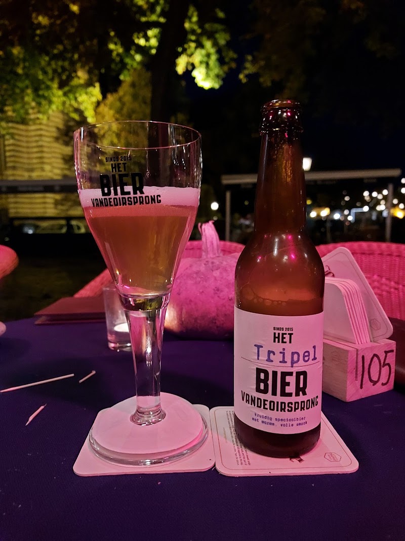 Bruin Café Oud Brabant - Bruin Café Oud Brabant Markt 14, 5688 AJ Oirschot, Netherlands