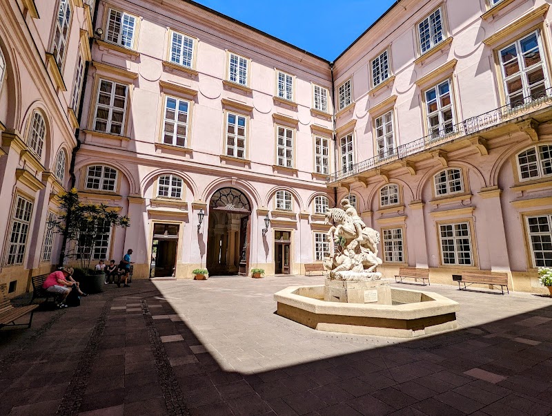 Primacial Palace - Primacial Palace, Primaciálne námestie 2, 811 01 Bratislava, Slovakia