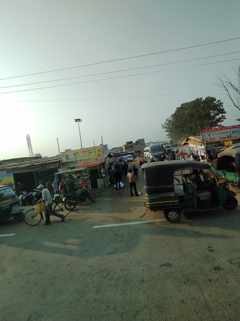 Ranchi Iti Bus Stand , Ratu Road - Ranchi Iti Bus Stand , Ratu Road, Hehal Delatoli, Pahartoli, Ranchi, Jharkhand 834005, India