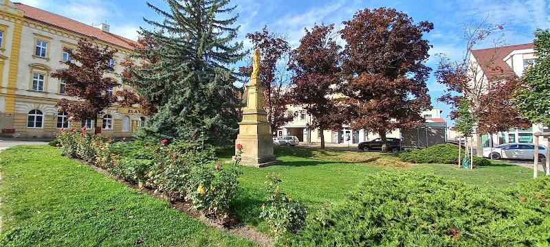 Parkoviště Náměstí T. G. Masaryka - Parkoviště Náměstí T. G. Masaryka, 534 01 Holice-Holice v Čechách, Czechia