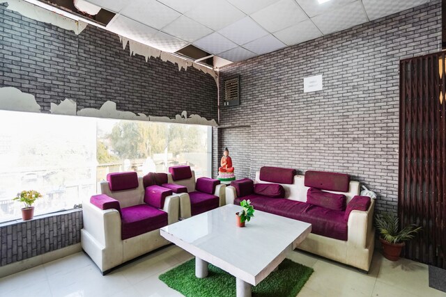 Hotel Aura Residency - Hotel Aura Residency A-2, Dadri Main Rd, Bhangel, Goyal Colony, Salarpur Khadar, Salarpur, Noida, Uttar Pradesh 201304, India