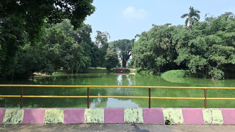 The Great Banyan Tree - The Great Banyan Tree B. Garden New Gate, Shibpur, Howrah, West Bengal 711103, India