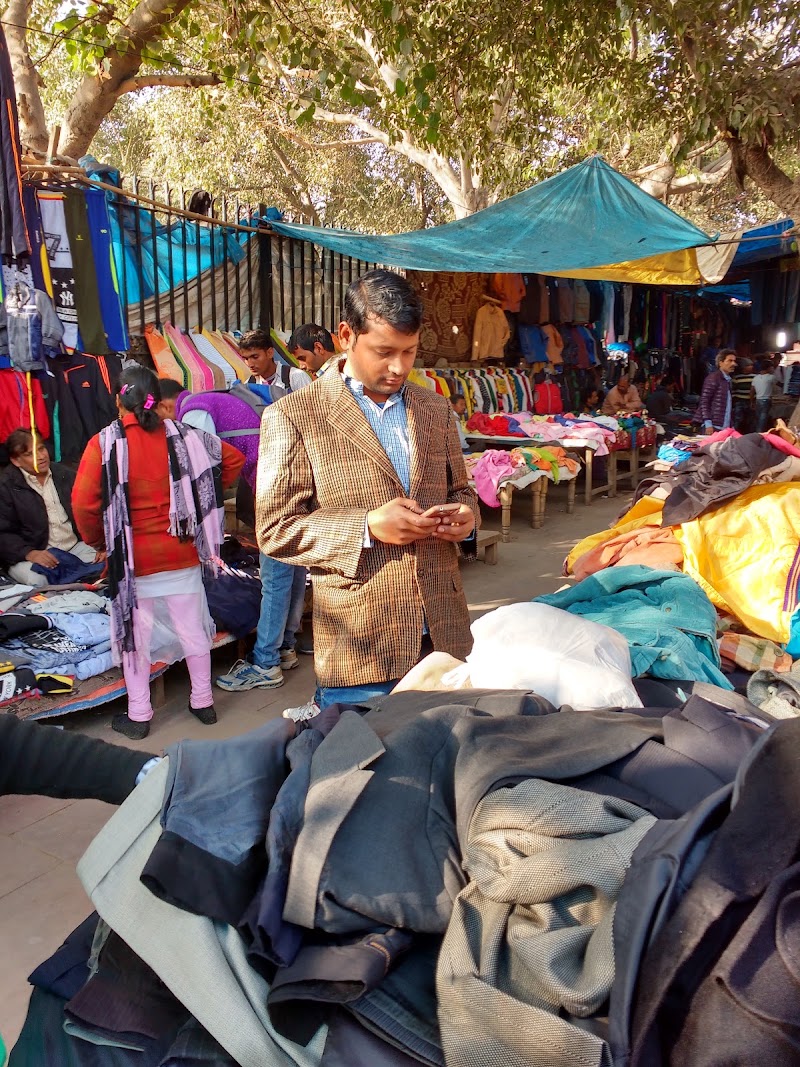 Lal Quila - Lal Quila Charkhe Walan, Chandni Chowk, Delhi, 110006, India