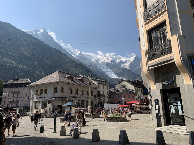 Parking Place du Mont-Blanc - Parking Place du Mont-Blanc, Pl. du Mont-Blanc, 74400 Chamonix-Mont-Blanc, France