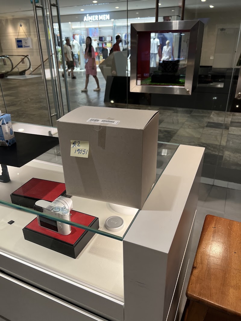 Leica Store Marina Bay Sands - Leica Store Marina Bay Sands 2 Bayfront Ave, # B1 - 82A The Shoppes at Marina Bay Sands, Singapore 018972