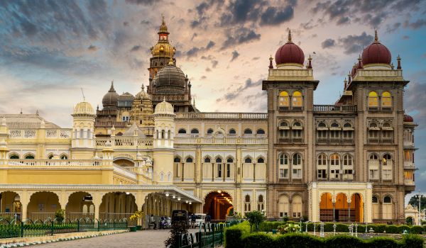 Mysore One Day Trip by Tourist Cab - Mysore One Day Trip by Tourist Cab, No.247/2, Deshikachar Road, Subbarayanakere, Lakshmipuram, Mysuru, Karnataka 570004, India