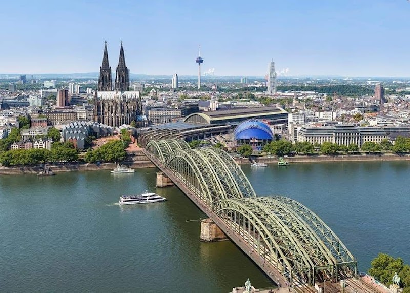 Hohenzollern Bridge - Hohenzollern Bridge, Hohenzollernbrücke, 50679 Köln, Germany
