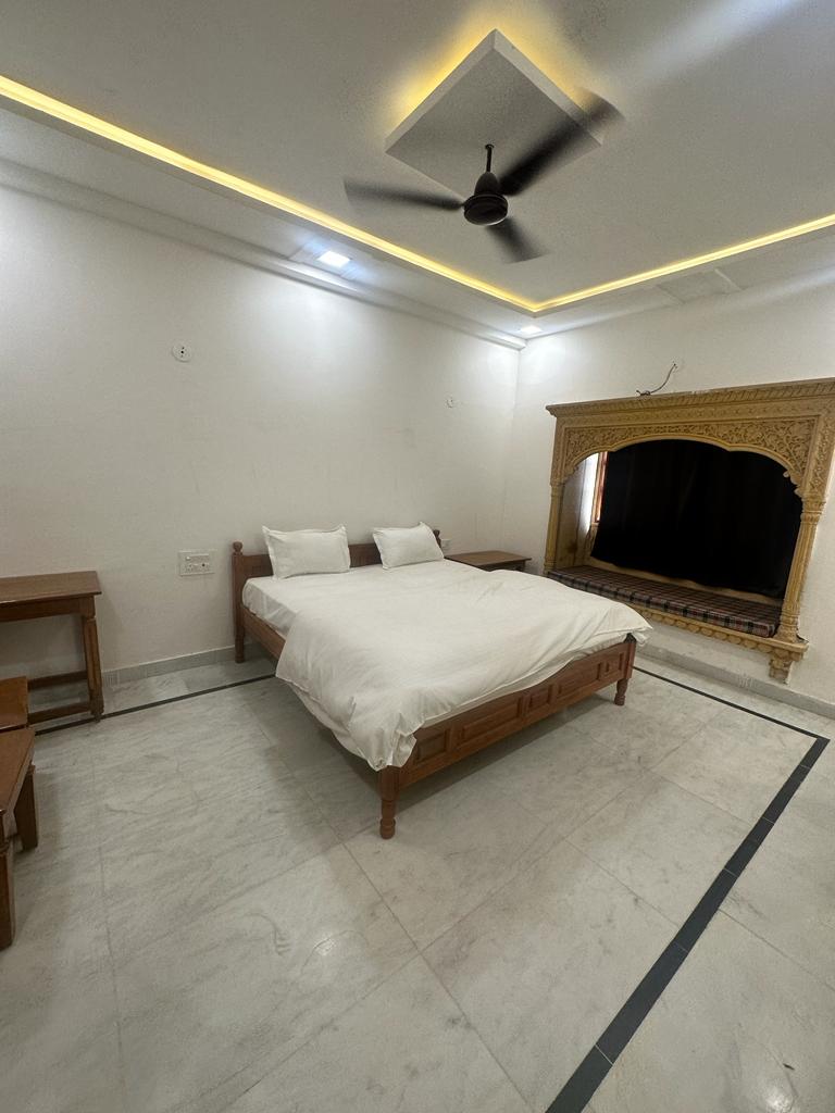 Hotel Gorakh Haveli - Hotel Gorakh Haveli, near Fort First Gate, Dhibba Para, Amar Sagar Pol, Jaisalmer, Rajasthan 345001, India
