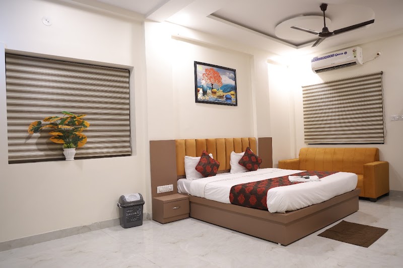 Hotel Lotus Inn - Hotel Lotus Inn, panchtara co-op housing socity, plot no 31, Panchatara Society, Manish Nagar, Somalwada, Nagpur, Maharashtra 440037, India