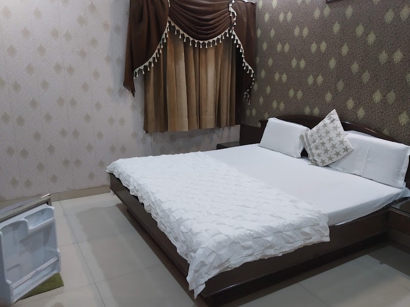 Hotel Heritage Inn - Hotel Heritage Inn, Baba Attal Road, beside World Famous Golden Temple, Atta Mandi, Katra Ahluwalia, Amritsar, Amritsar Cantt., Punjab 143006, India