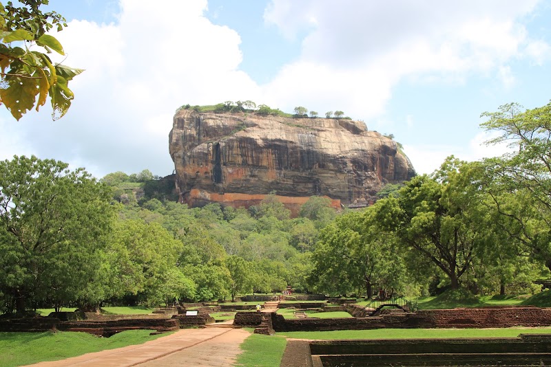 Miniature Water Garden | Sigiriya - Miniature Water Garden | Sigiriya XQ43+RJG, Thalkotta Rd, Sigiriya, Sri Lanka