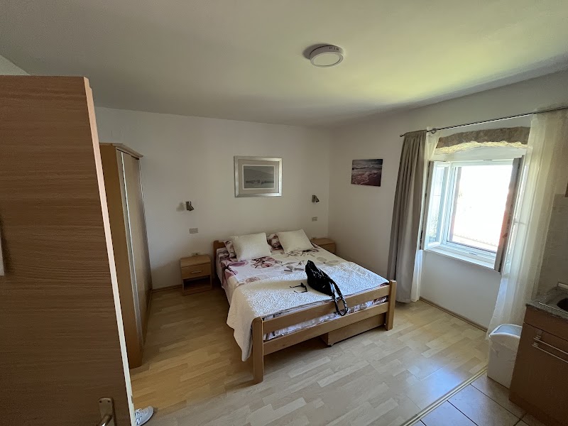 Guesthouse Villa Galovic - Guesthouse Villa Galovic Brsec 43, 51418, Brseč, Croatia