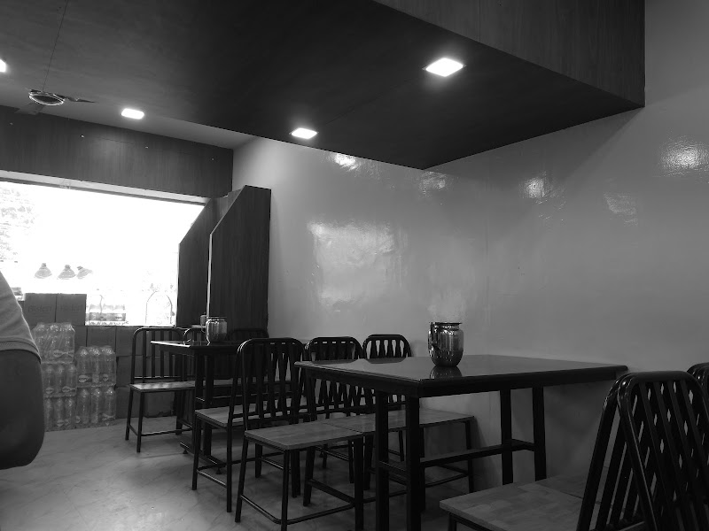 Hotel Sri Raghavendra - Hotel Sri Raghavendra, 93M6+Q6R, Kollegal Rd, Malavalli, Karnataka 571430, India