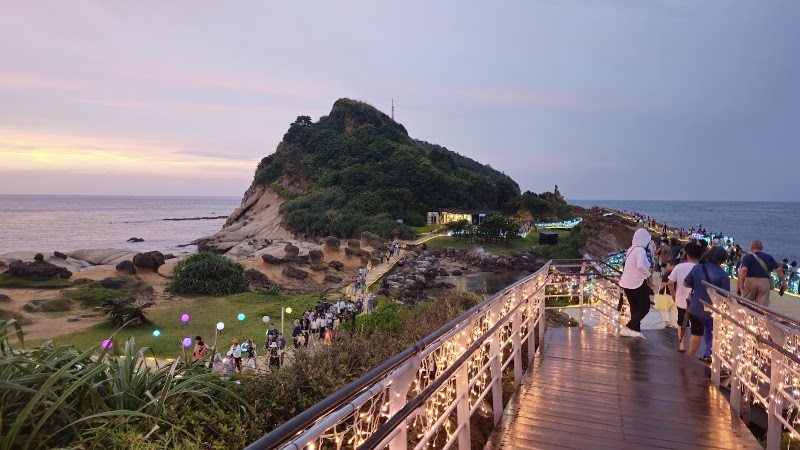 Queen's Head - Queen's Head, 207, Taiwan, New Taipei City, Wanli District, Yeliu Village, 港東路167-1號