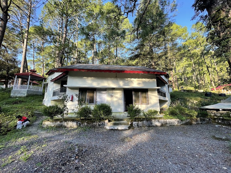KMVN Tourist Rest House Sattal - KMVN Tourist Rest House Sattal 8GXH+9PP, Suriyagaon Rd, Sattal, Bhowali Range, Uttarakhand 263127, India