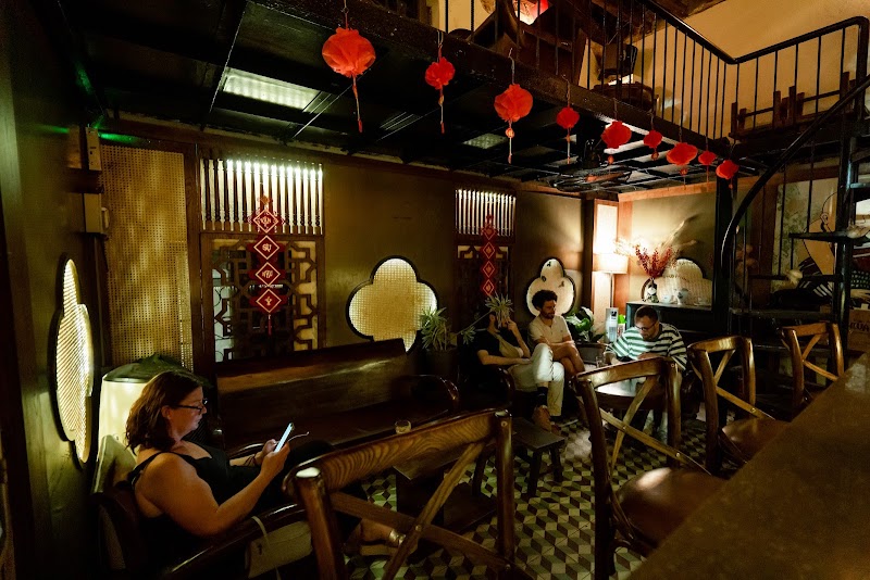 Hanoi House Cocktail Bar - Cafe
