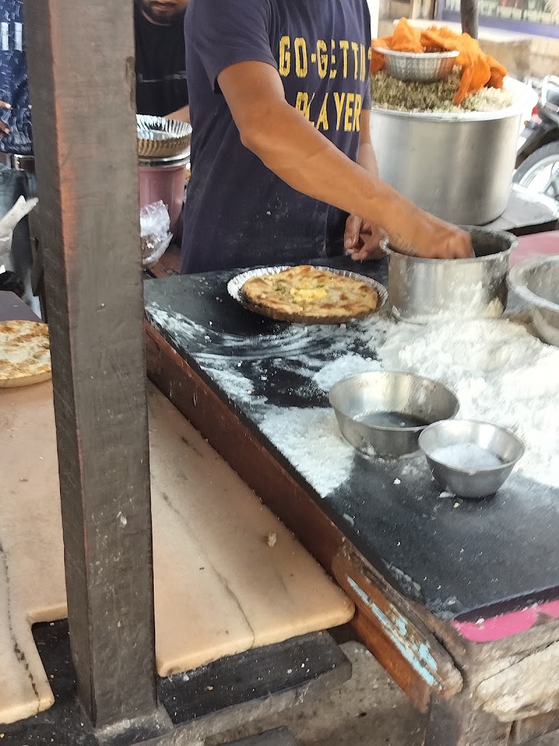 Pawan Kulche Wale - Pawan Kulche Wale, JV7P+Q85, Unnamed Road, Near Guru Nanak Pura,Tahli Wala Chowk,Near Barsati Nala,Bazar No. 4, Ram Singh Colony, Kotatma Ram, Amritsar, Amritsar Cantt., Punjab 143006, India