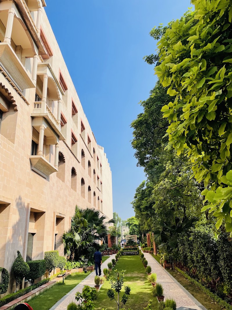 Mansingh Palace - Mansingh Palace 8, Fatehabad Rd, Bansal Nagar, Tajganj, Agra, Uttar Pradesh 282001, India