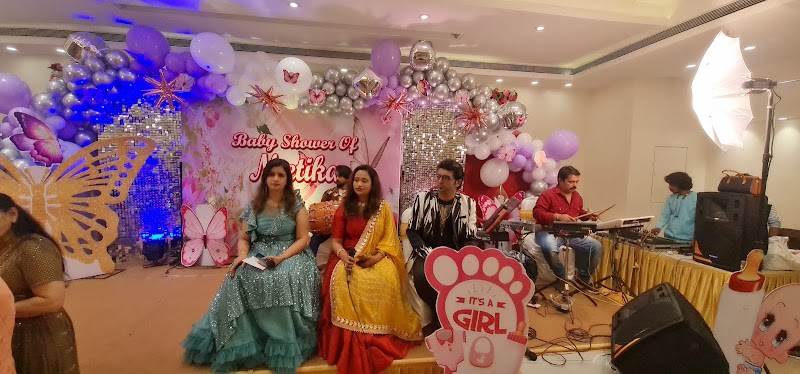The Crown Banquet - The Crown Banquet 7th Floor, Vikas Centre, Jn of N S Road, &, Sevaram Lalwani Rd, Mulund West, Mumbai, Maharashtra 400080, India