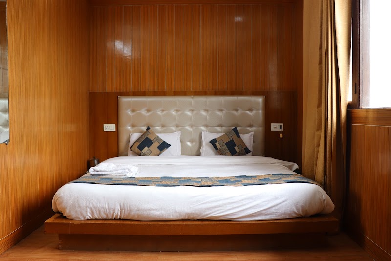 The Sleeping Beauty Hotel By Shri Narayana Residency - The Sleeping Beauty Hotel By Shri Narayana Residency manohar bagh, Auli Road, Joshimath, Uttarakhand 246443, India