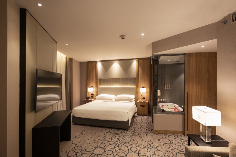LYFE HOTELS BHUBANESWAR - LYFE HOTELS BHUBANESWAR C-5, Road No-8, Janpath Rd, opposite Kali Temple, Bhoinagar, Bhubaneswar, Odisha 751022, India