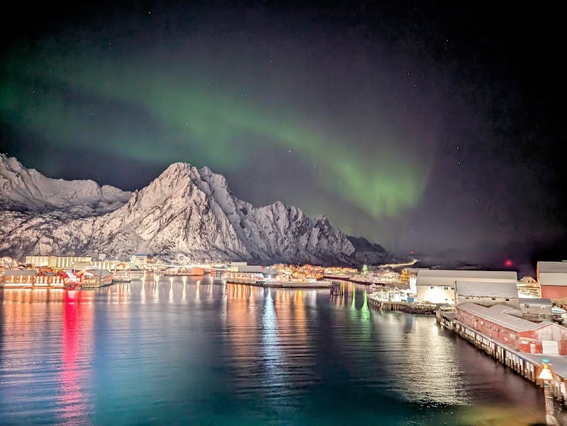 Magic Ice Lofoten - Magic Ice Lofoten Fiskergata 36, 8300 Svolvær, Norway