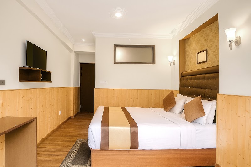 Hotel Himalayan Retreat - Hotel Himalayan Retreat THE MALL, Franklyn Prestage Road, below Bhanu Bhawan, beside DDA AGRICULTURE ADMININSTRATION BUILDING, Chauk Bazaar, Darjeeling, West Bengal 734101, India
