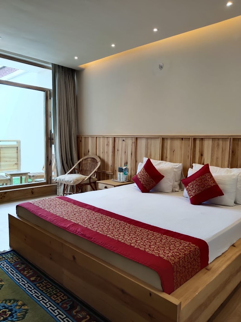 Hunder Resort - Hunder Resort Chakzot, Hunder Rd Hunder Jammu and Kashmir, HFR7+85J, Hunder, 194401