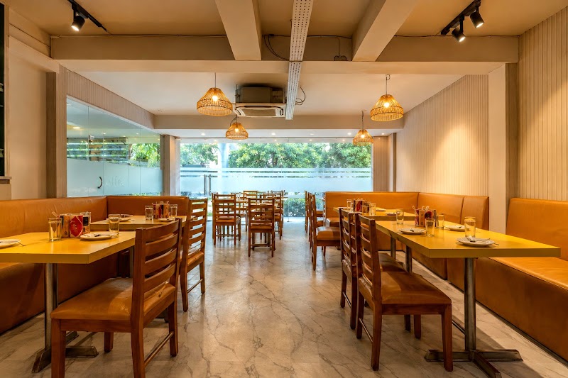 Kaffee Stories - Kaffee Stories 966P, Sector 51 Rd, near Artemis Hospital, opposite Amity International School, Sector 51, Gurugram, Haryana 122018, India