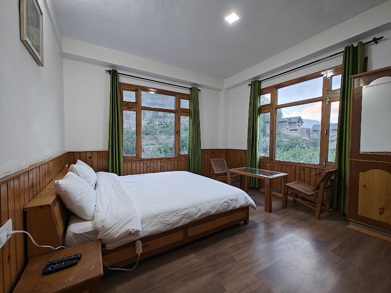 Hotel Kalpa Retreat - Hotel Kalpa Retreat Kalpa, Road, Roghi, Kalpa, Himachal Pradesh 172108, India