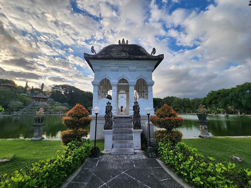 Taman Ujung - Taman Ujung, Tumbu, Kec. Karangasem, Kabupaten Karangasem, Bali 80811, Indonesia