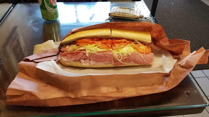 Giovannis Italian Deli - Giovannis Italian Deli 267 Centre Ave, Secaucus, NJ 07094, USA