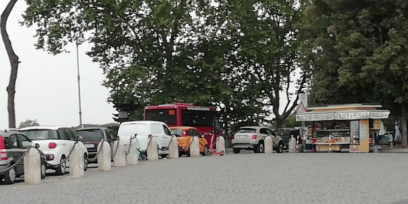 Piazzale Giuseppe Garibaldi - Piazzale Giuseppe Garibaldi, 00165 Roma RM, Italy