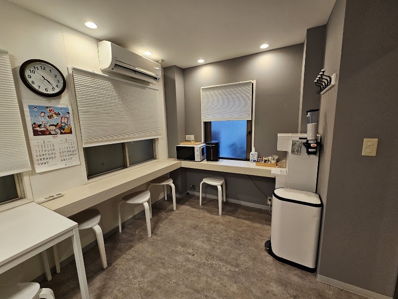 Kankokukan Business Hotel - Kankokukan Business Hotel, 2-chōme-69-11 Ikebukuro, Toshima City, Tokyo 170-0014, Japan