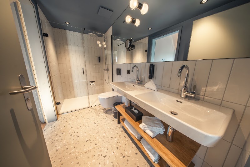 HOP Apartments & Suites - HOP Apartments & Suites Obere Goldey 85, 3800 Unterseen, Switzerland