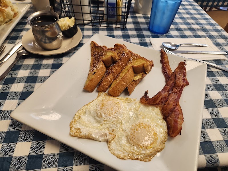 Alice's Kitchen - Alice's Kitchen, 1108 E Ocean Ave, Sea Bright, NJ 07760, USA