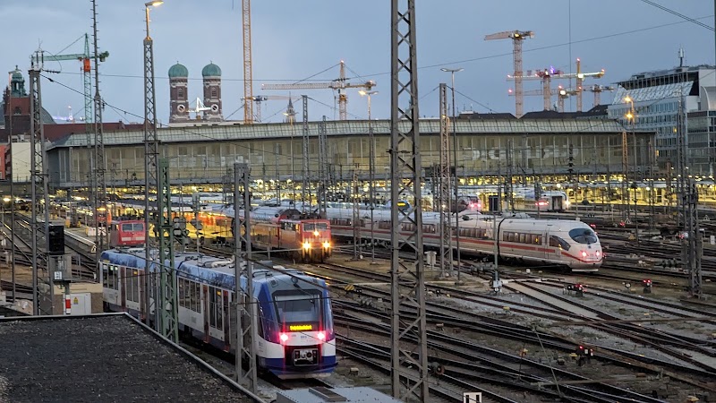 Hackerbrucke - Hackerbrucke, Arnulfstraße 21, 80335 München, Germany