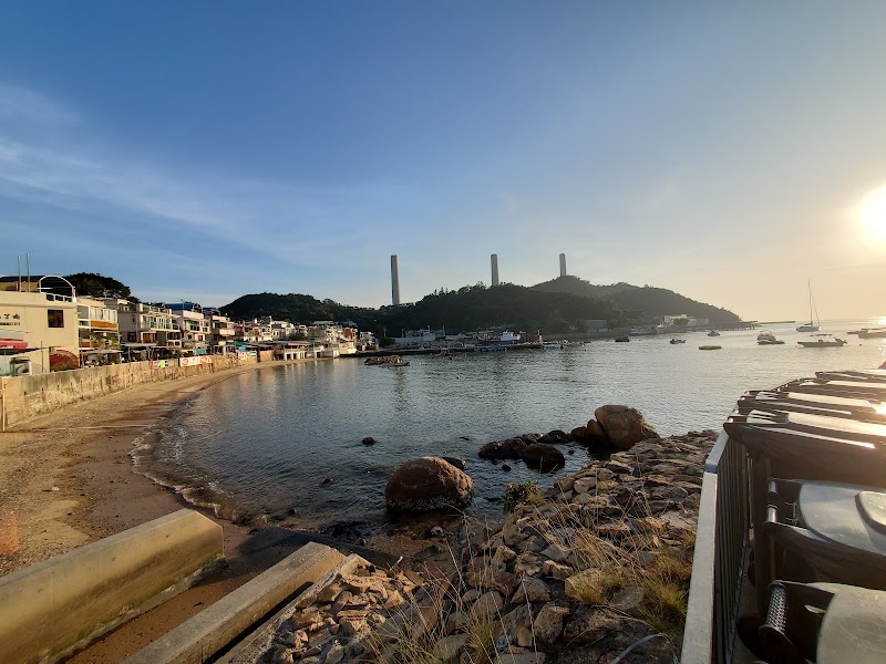 Yung Shue Wan Sitting-out Area - Yung Shue Wan Sitting-out Area, Yung Shue Wan Main St, Lamma Island, New Territories, Hong Kong