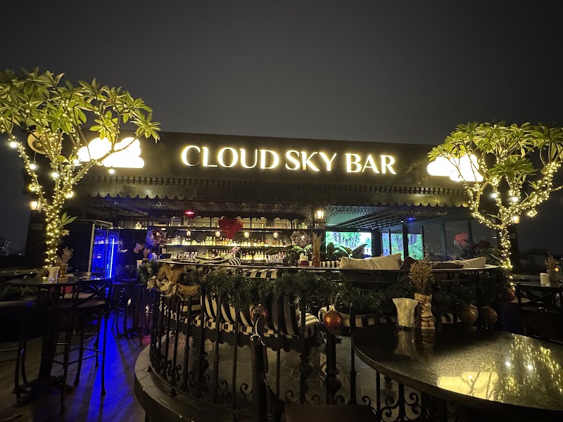 Cloud Sky Bar Hanoi - Cloud Sky Bar Hanoi Floor 9th, of JM Marvel Hotel, 16 P. Hàng Da, Str, Hoàn Kiếm, Hà Nội 100000, Vietnam