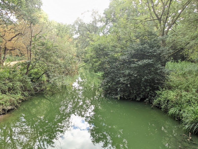 Boston Manor Park playground - Boston Manor Park playground Unnamed Road, Brentford TW8 9JU, UK