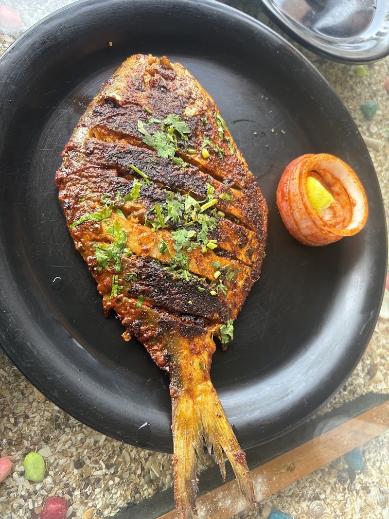 Shreyas Dining - Shreyas Dining B, Kothewada, Plot no. 2015, Chivla Beach Rd, Malvan, Maharashtra 416606, India