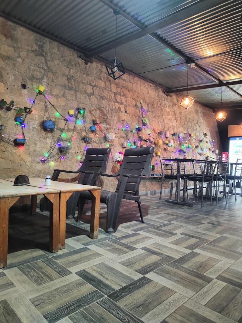 Cafe THE G.O.A.T (Bir Billing) - Cafe THE G.O.A.T (Bir Billing), Lamxi Volvo, Bus stand, Sajan Guest House Rd, near Volvo, Bir Colony, Bir, Chaugan, Himachal Pradesh 176077, India