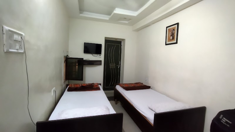 Hotel Shankar Palace - Hotel Shankar Palace Malviya Rd, Moudhapara, Raipur, Chhattisgarh 492001, India